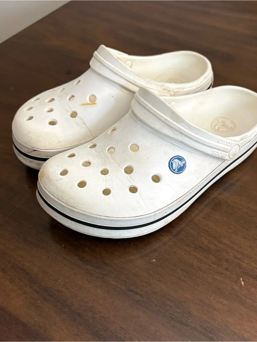 Classic Crocs Sandals Men’s 6 Womens 8 White Beachy Utility Basic Sporty